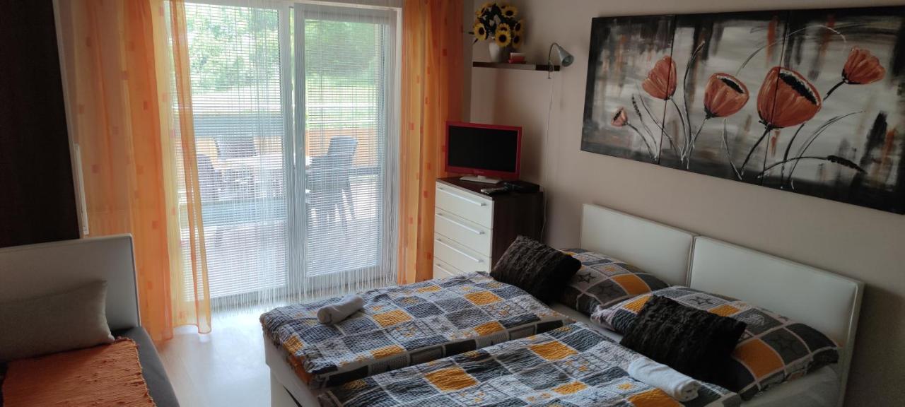 Slnečné apartmány Podhájska Exterior foto