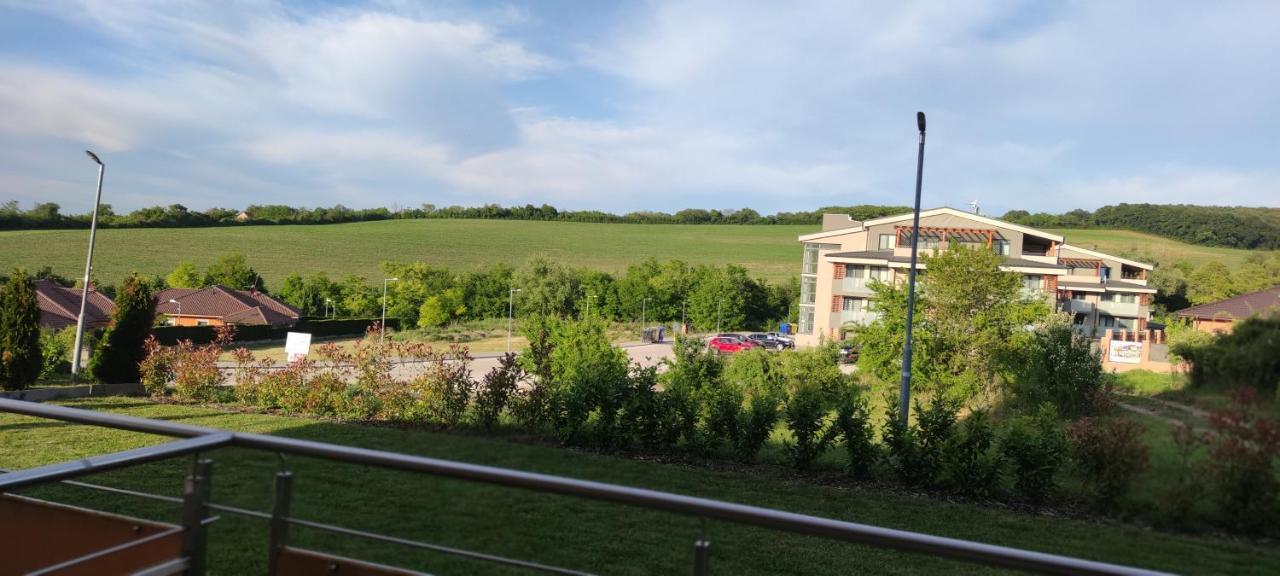 Slnečné apartmány Podhájska Exterior foto